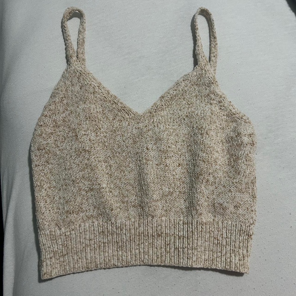 American Eagle Outfitters Neutral Beige Knit V‑Neck Cropped Cami
